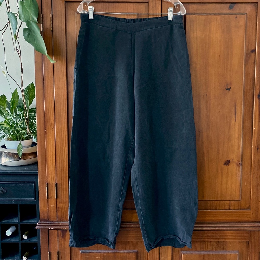 Cut Loose black lantern trousers pants with pockets
